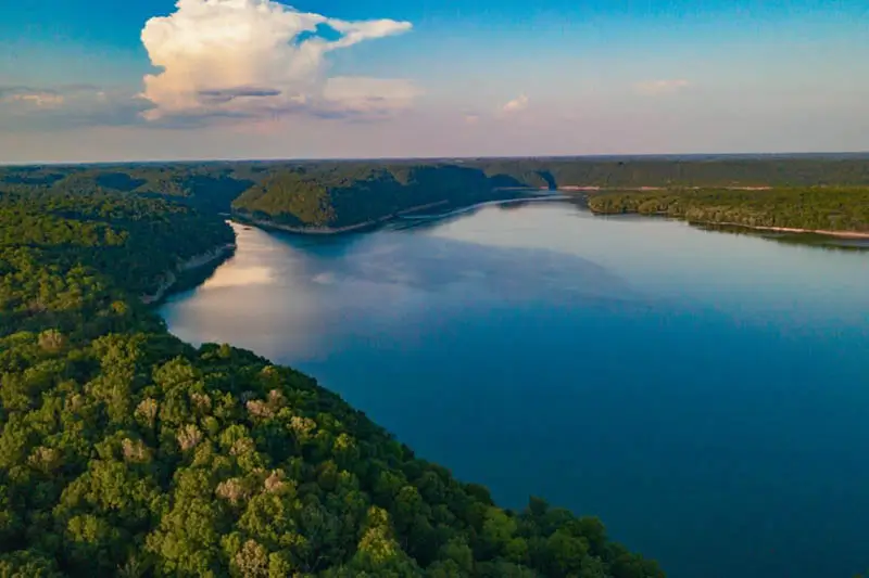 attraction green river lake